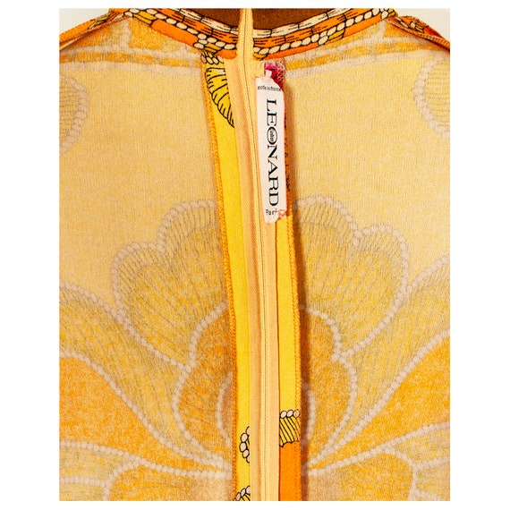 Stunning early 1970s vibrant gold silk Art Deco p… - image 8