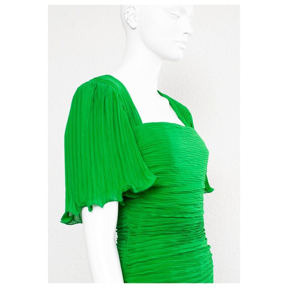 Stunning vintage 1980s Kelly green fortuny pleate… - image 5