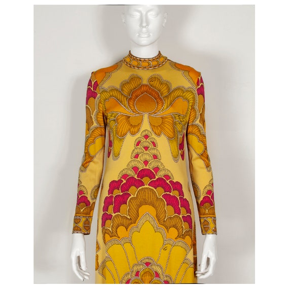 Stunning early 1970s vibrant gold silk Art Deco p… - image 1