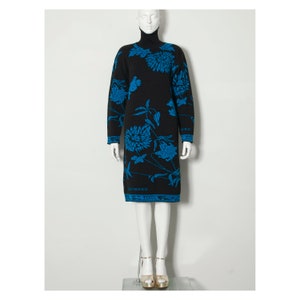 Stunning vintage 1980s vibrant floral knitted LEONARD, Paris sweater dress
