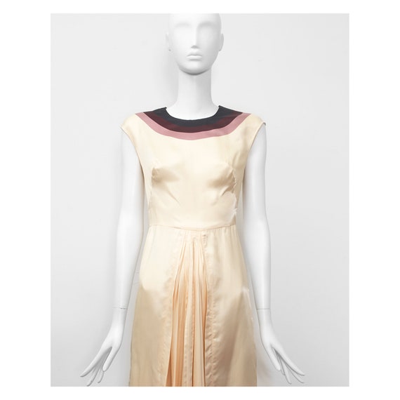 Fabulous Vintage 2007 Creme Satin Fitted Pleated PRADA