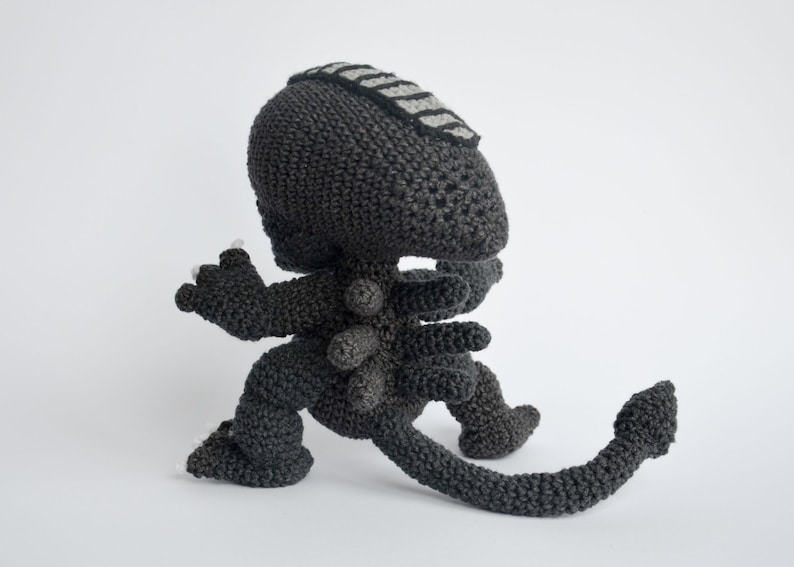 Crochet PATTERN No 1706 Alien by Krawka, image 4
