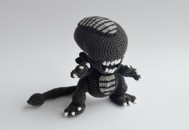 Crochet PATTERN No 1706 Alien by Krawka, image 5