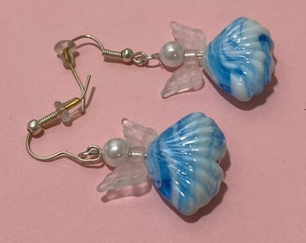 Boucles d'oreilles hypoallergéniques fabriquées à la main avec perles et verre de Murano Summer's Angel 1,25 po. E-1193