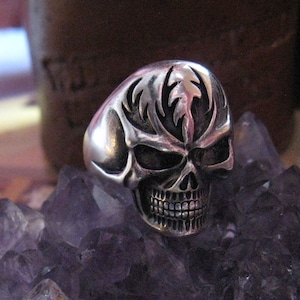 Silver Skull Ring