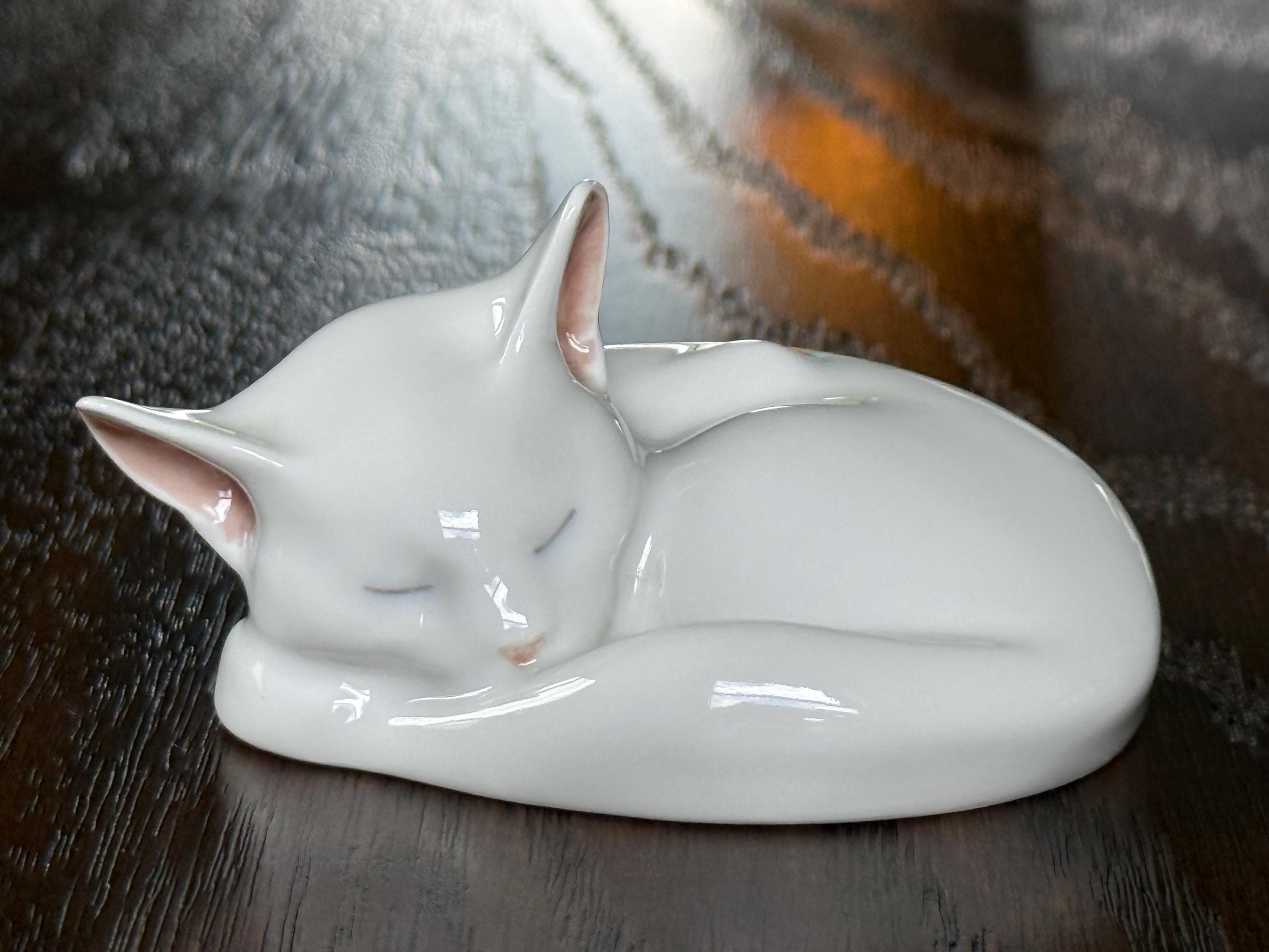 ロイヤルコペンハーゲン Sleeping Kittens 1999 1020057.jpg