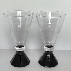 Set of 2 Vintage French Glasses – Black Faceted Base Pedestal Style – Art Deco Cocktail or Dessert Glasses