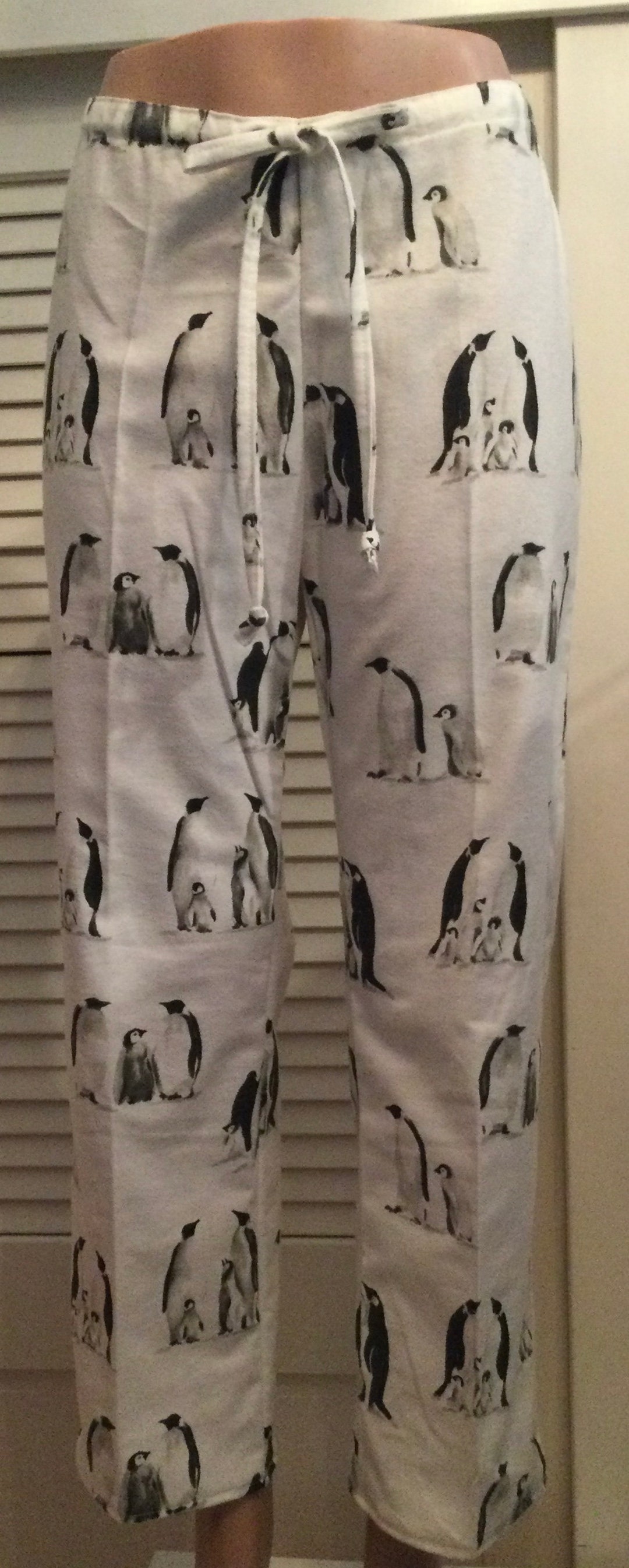 thumbnail image 2 of Pittsburgh Penguins Women's Plaid Flannel Pajama Pants – S To 2XL 2 of 6
