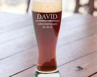 Groomsmen Pilsner Glasses, Personalized Beer Glass, Custom Pilsner Glass, Groomsmen Gifts, Best Man Gift, Beer Gift, 23 oz