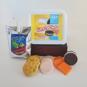 This AG lunchable with capri is the perfect doll lunch made in 3:1 scale for 15 - 18" dolls. miniature doll food mini play scale AG elf, BJD