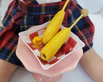 Carnival Corn Dogs on 2.5" with dab of ketchup & mustard in 2.5" Basket made in 15-18" 3:1 miniature doll food scale mini play AG elf BJD