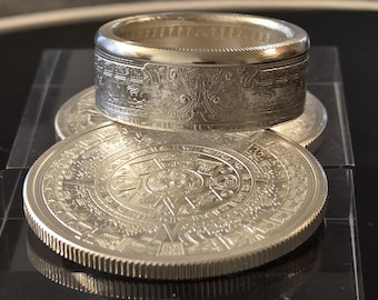 Aztekisk kalendermyntring i .999 rent silver, handgjord hantverksmässig ring för honom och hennes, himmelsk tillverkad av 1/2 troy ounce silvermynt med spegelblank finish