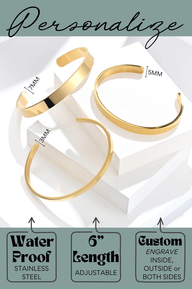 Pu&ograve; includere: Tre braccialetti rigidi in acciaio inossidabile color oro, ognuno con una larghezza diversa: 7 mm, 5 mm e 3 mm. I braccialetti sono lunghi 15 cm e regolabili. I braccialetti possono essere incisi all'interno, all'esterno o su entrambi i lati.
