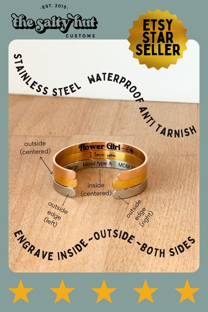 Pu&ograve; includere: Un braccialetto rigido in oro, argento e oro rosa con la scritta "Flower Girl - I love you - blood type A - MOM" incisa su di esso. Il braccialetto pu&ograve; essere inciso all'interno, all'esterno o su entrambi i lati.