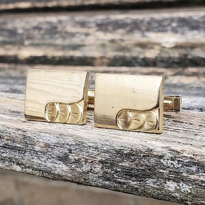 Vintage Gold Cufflinks. Gift For Groomsmen, Groom, Dad, Wedding, Anniversary, Christmas, Birthday, Father&#39;s Day.