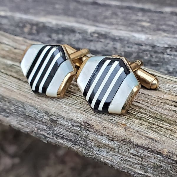 Vintage Black & White Cufflinks. Mother Of Pearl. Austria. Gift For Dad, Groom, Groomsmen, Wedding, Anniversary, Birthday, Christmas.