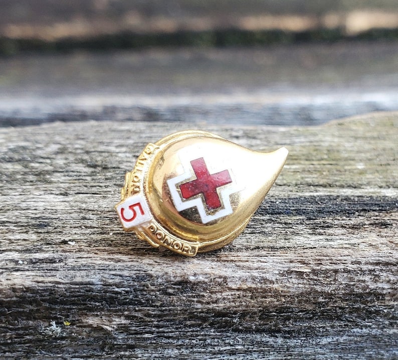 Red Cross Pin Unique Collectable Vintage Blood Donor Tie Tack 5 Gallon