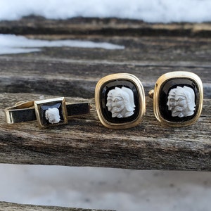 Vintage Cameo Cufflinks & Tie Clip. Soldier. Gift For Groomsmen, Groom, Dad, Wedding, Anniversary, Christmas, Birthday, Father&#39;s Day.