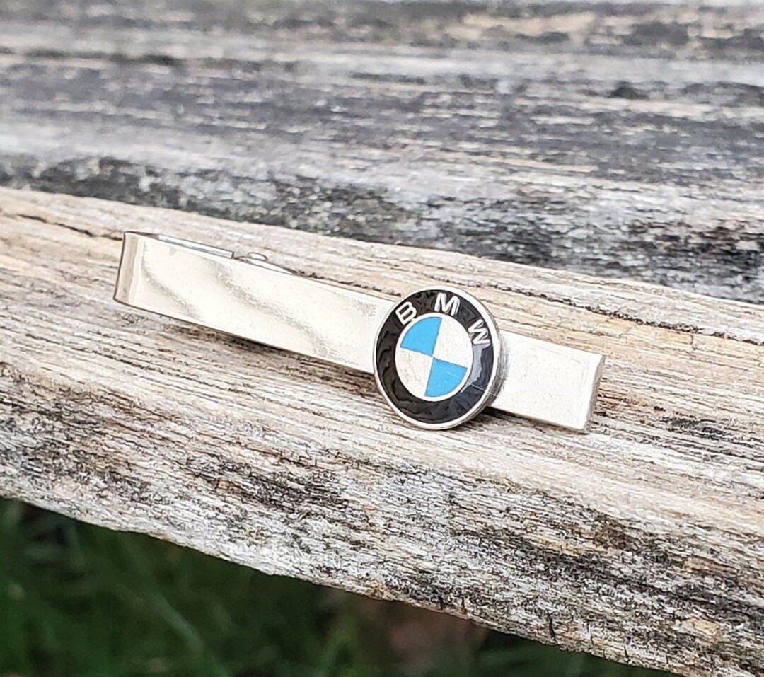 BMWネクタイ？ピン？ブローチ？d1739 BMWネクタイ？ピン？ブローチ？d1739