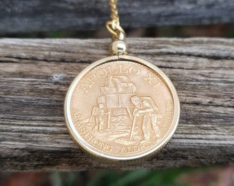 Vintage Apollo Coin Necklace. NASA Necklace. Collectable Americana. Space Necklace. Coin Holder