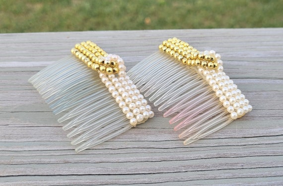 Vintage Pearl Hair Combs. Set of 2. Wedding, Anniversary  display picture 1