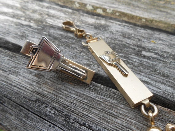 Vintage Key Tie Clip & Keychain Set. Gifts For Dad, Groom, Groomsmen, Birthday, Anniversary, Men View 2