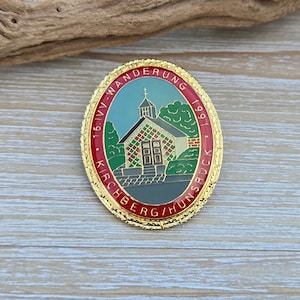 Vintage Kirchberg Hinsruck Pin. Wanderung. 1991 Germany Collectable. German Pin.