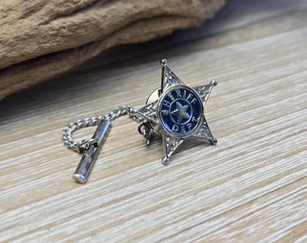 Fermacravatta vintage del dipartimento dello sceriffo. Spilla dello sceriffo. Spilla della polizia. Regalo per papà, mamma, oggetto da collezione americano.