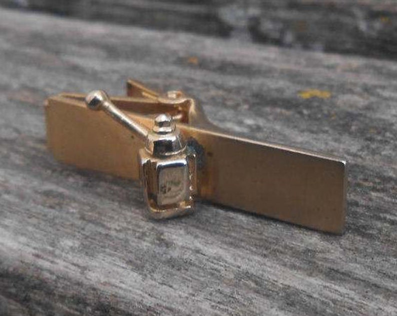 Gift for Men Groomsmen Groom Wedding Birthday Dad Vintage Gold Colored Cufflink Anniversary Father/'s Day