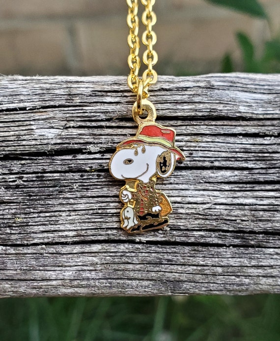 Snoopy pendant store