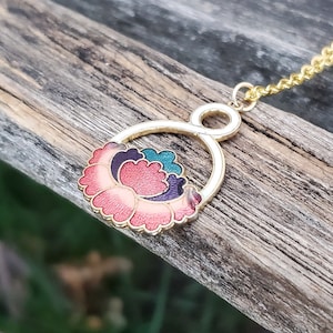 Vintage Lotus Flower Necklace. Gift For Mom, Girls,  Anniversary, Christmas, Birthday, Mother&#39;s Day.