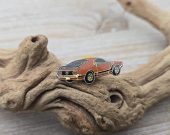 Spilla vintage Ford Mustang Boss del 1970. Spilla per auto Mustang Fastback, automobile. Regalo per papà, regalo di anniversario, regalo per mamma. Oggetto da collezione americano.