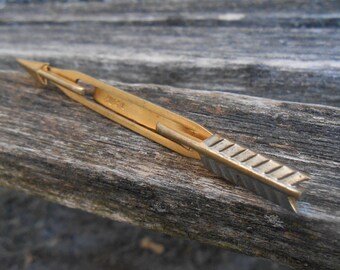 Vintage Arrow Tie Clip.  Gift For Dad, Groom, Groomsmen, Wedding, Anniversary, Birthday, Christmas.