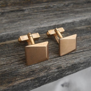 Vintage Gold Cufflinks. Gift For Dad, Groom, Groomsmen, Wedding, Anniversary, Birthday, Christmas, Father&#39;s Day.