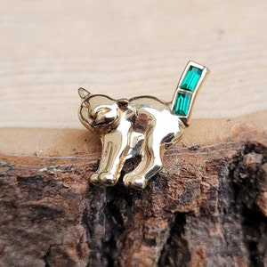 Vintage Cat Pin. Gifts For Mom, Gifts For Her. Anniversary Gifts. Cat Pin. Cat Lover