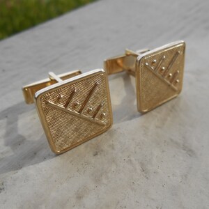 Vintage Gold Cufflinks. Gift For Dad, Groom, Groomsmen, Birthday, Anniversary
