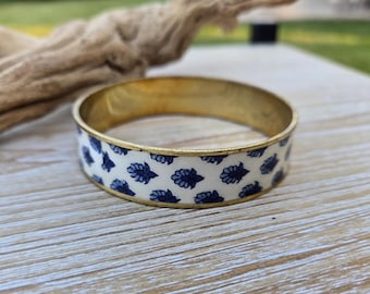 Bracciale rigido vintage blu. Regalo per la mamma, anniversario, compleanno, Natale. Regalo per lei.
