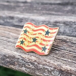 Vintage American Flag Pin. Gift For Dad, Mom, Independence Day, Anniversary, Christmas, Father's Day.