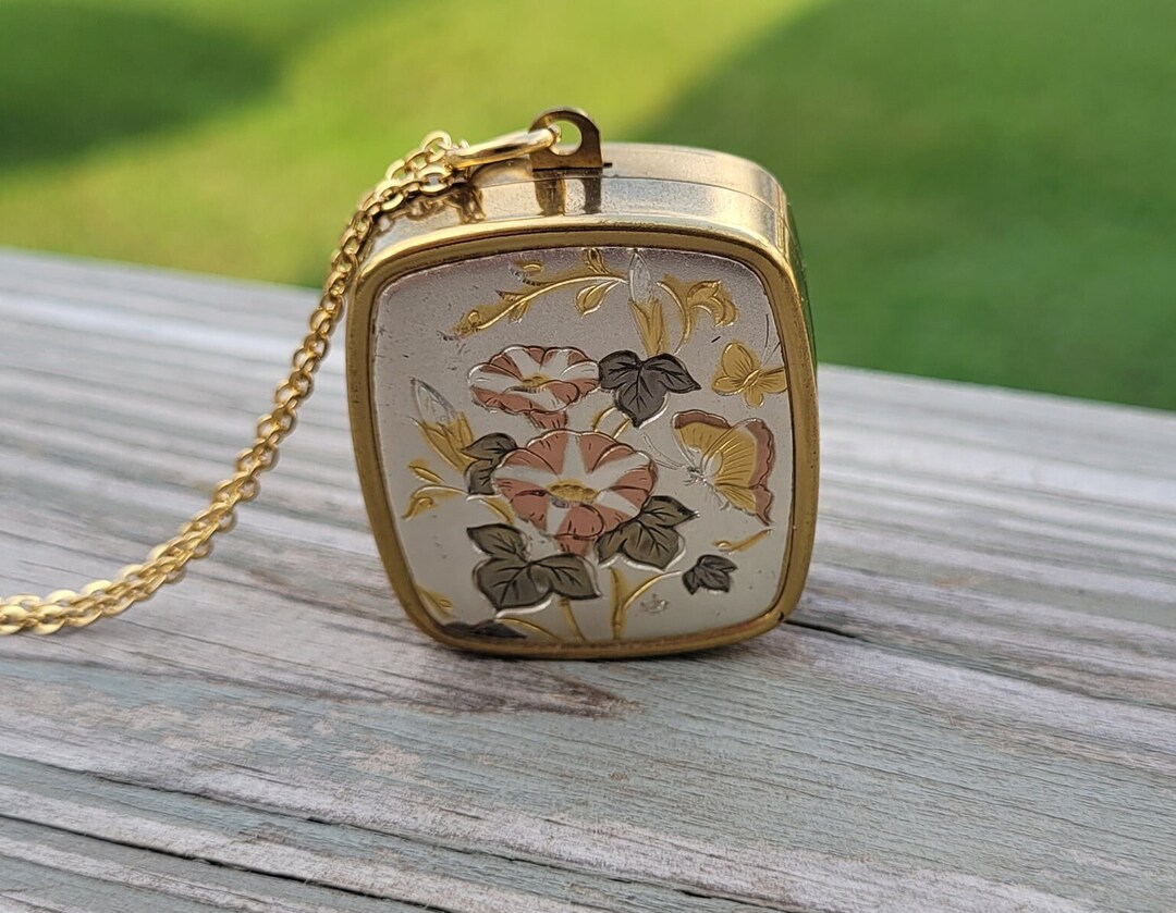 Vintage Music Box Pendant. Plays Yesterday. Gift for Mom, Birthday