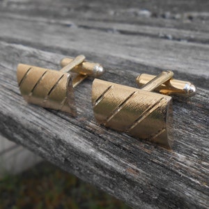 Vintage Gold Cufflinks. Gift For Dad, Groom, Groomsmen, Wedding, Anniversary, Birthday, Christmas, Father&#39;s Day.