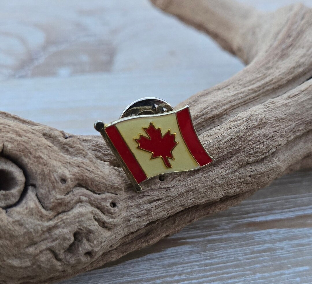 Vintage Canadian Flag Pin. Gift for Dad, Mom, Anniversary, Christmas ...