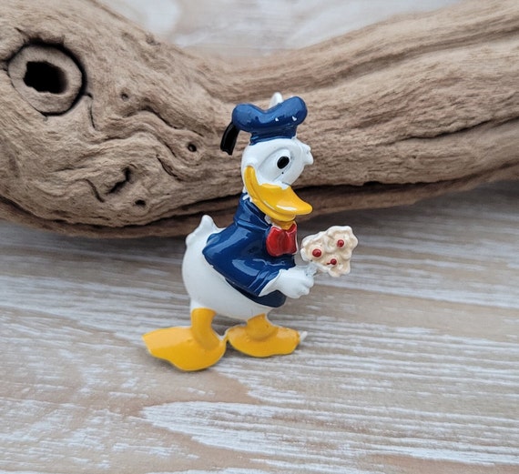 ドナルドダック ピンバッヂ ディズニー ドナルドダック ピンバッジ 20