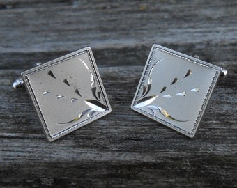 Vintage Engraved Cufflinks. Gift for Anniversary, Groom, Groomsmen, Birthday, Father's Day, Christmas.