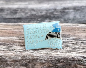 Vintage South Dakota Pin. Americana, Collectable, Gift For Dad, Mom, Birthday