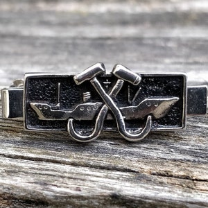 Vintage Boat & Hook Tie Clip. Gift For Dad, Groom, Groomsmen, Wedding, Anniversary, Christmas, Birthday. Ship