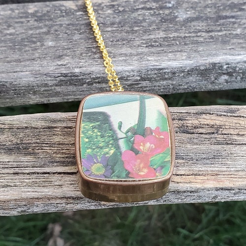 Vintage Music Box Pendant. Hologram. Gift for Mom Birthday Etsy