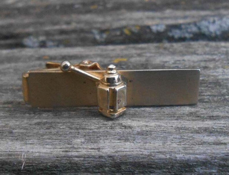 Gift for Men Groomsmen Groom Wedding Birthday Dad Vintage Gold Colored Cufflink Anniversary Father/'s Day