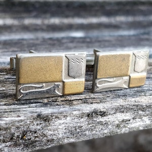 Vintage Royal Emblem Cufflinks. Gift For Groomsmen, Groom, Dad, Anniversary