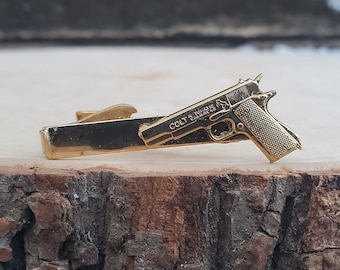 Fermacravatta vintage a forma di pistola Colt. Colt 45 automatica. Regalo per papà, sposo, testimoni dello sposo, matrimonio, compleanno, anniversario, Natale.