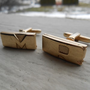 Vintage Monogram M & R Cufflinks. Monogram Cufflinks. Gift For Dad, Anniversary, Birthday, Groom, Men